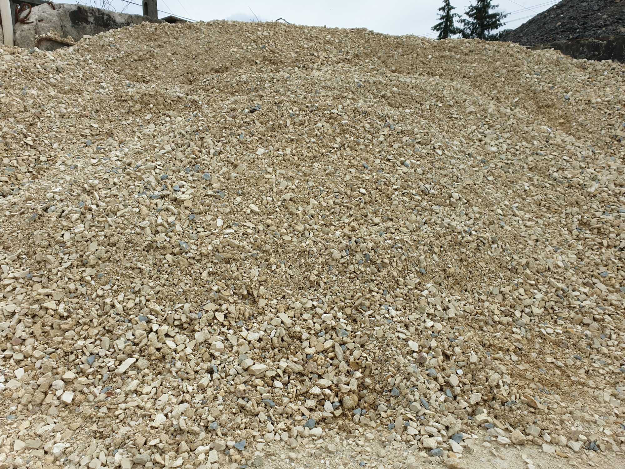 Tłuczeń/Kliniec 0-31,5 mm – Idealny na Utwardzenie Dróg i Podjazdów