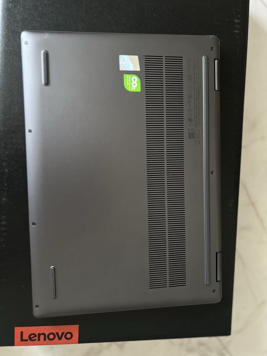 Lenovo Yoga C7 14IRL8 + ubezpieczenie do 28.11.2026