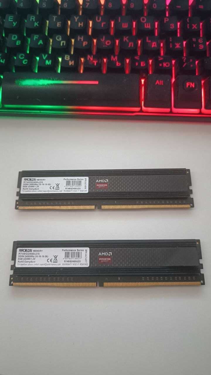 AMD DDR4 16Gb 2400MHz Radeon R7 (2X8)