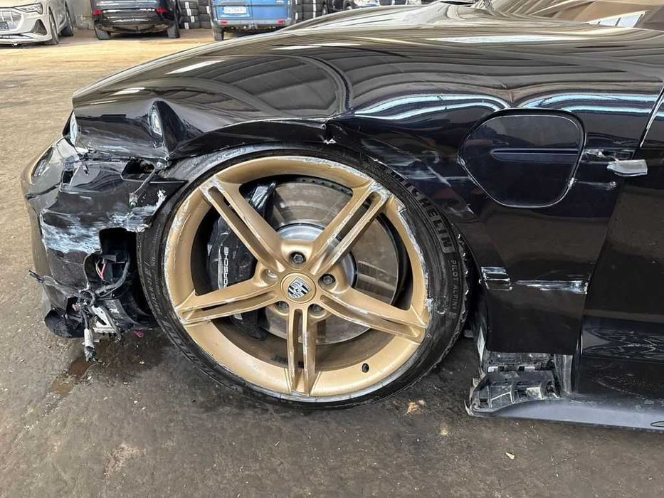 Бампер Porsche Taycan Розборка Шрот Порше Таикан