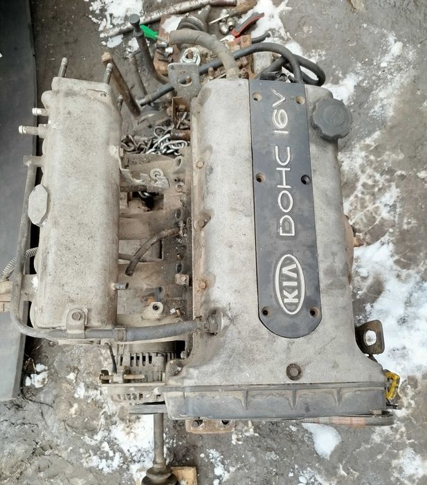 Двигун мотор Kia Sephia 2 1.8 L Carens Spectra Shuma T8D