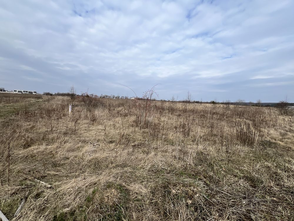 Земельна ділянка на масиві Поляна