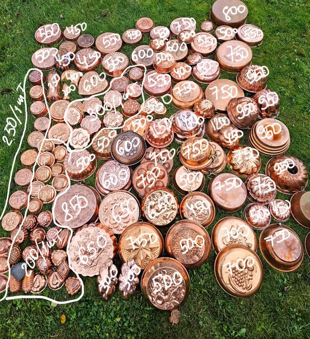 Вінтажні мідні форми.