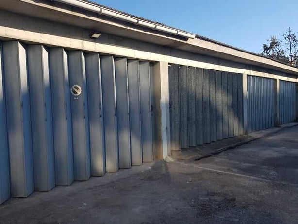 Vende-se duas garagens individuais - Centro de Vila Verde