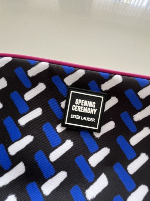 Estee Lauder nowa wzorzysta kosmetyczka damska