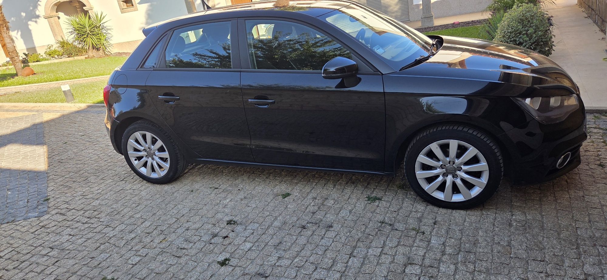 Vendo Audi A1 sportback 1.6, 90cv (diesel)