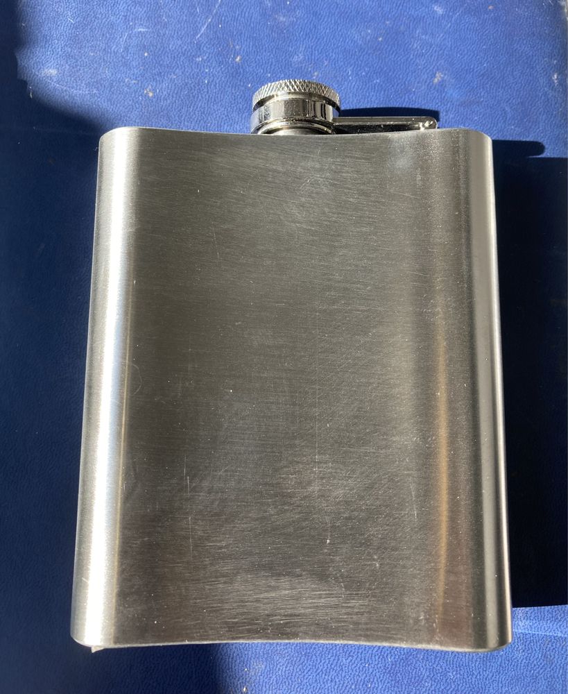 Garrafas de bolso inox