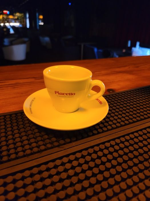 Sprzedam filiżanki.piacetto nowe