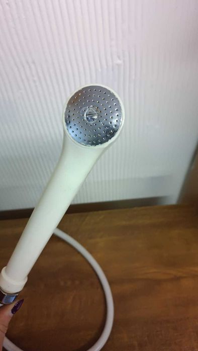 Słuchawka z wężem do prysznica