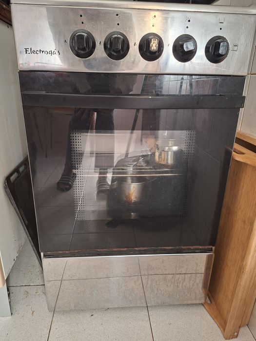 Fogão usado em bom estado