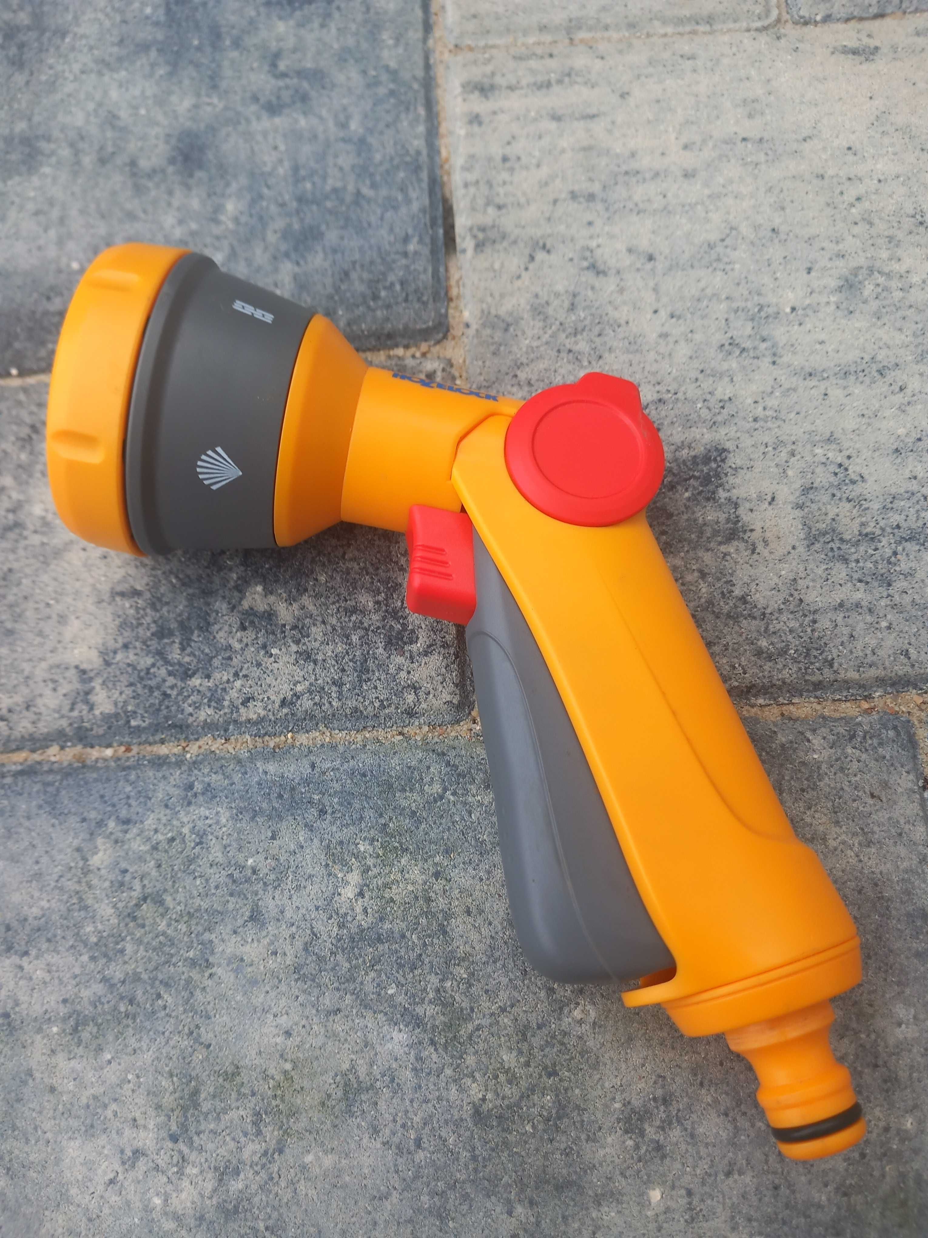 Pistolet zraszający do podlewania Hozelock 4 funkcje
