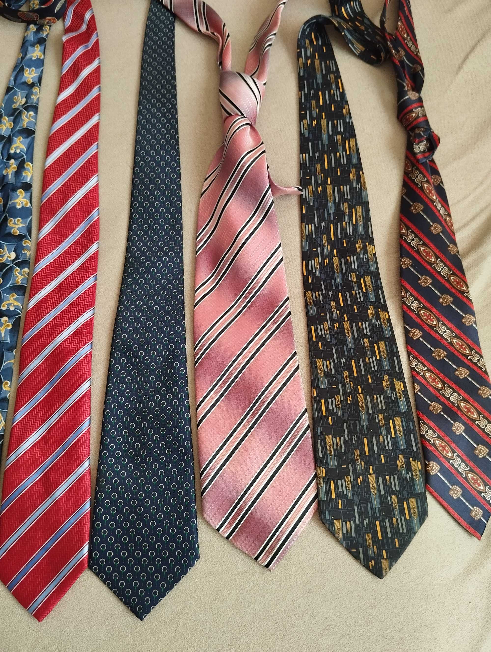 Коллекция мужских галстуков
