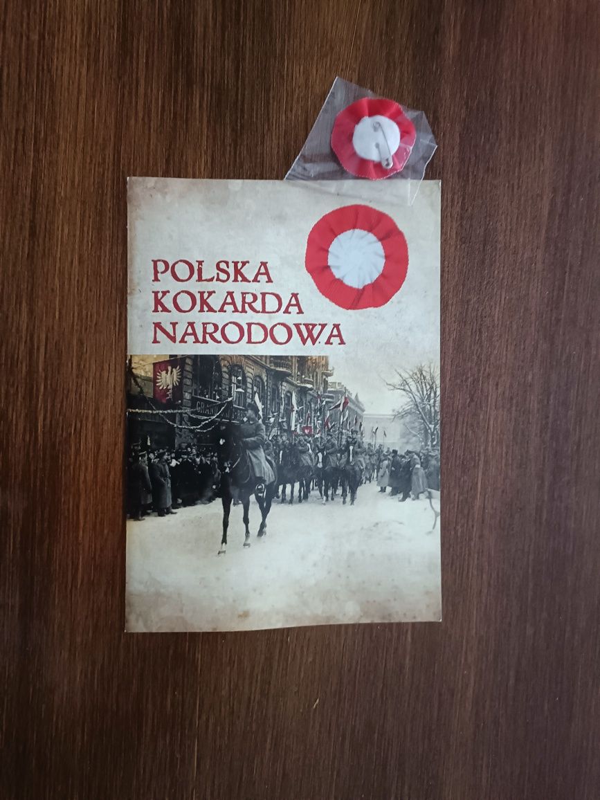 Kotylion/rozeta/polska kokarda narodowa - 55 szt. plus 55 broszur