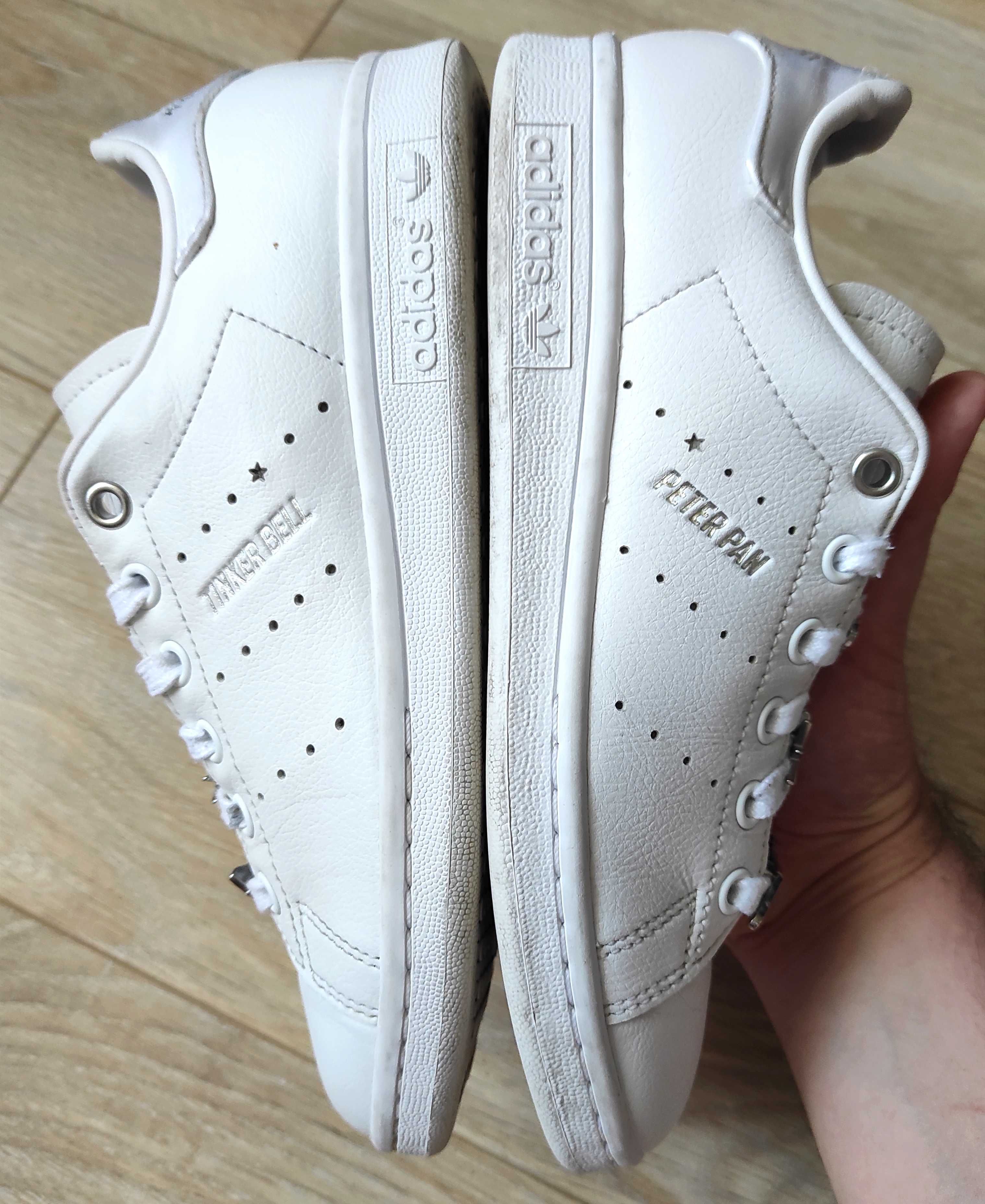 Adidas кросівки жіночі. 24 см. 38 р. шкіра білі. ідеал. 100% оригінал.