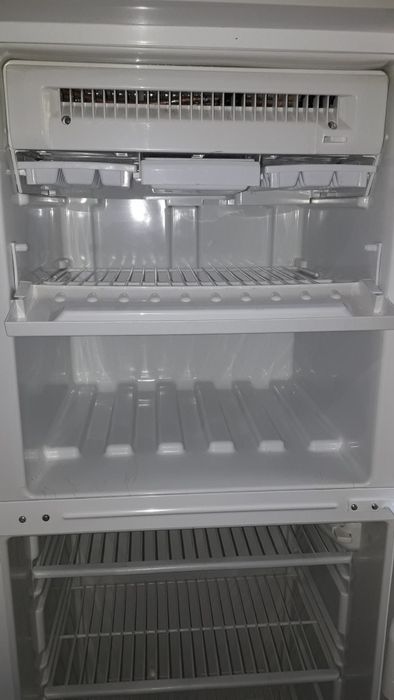 Продам бу хлодильник STINOL робочий.