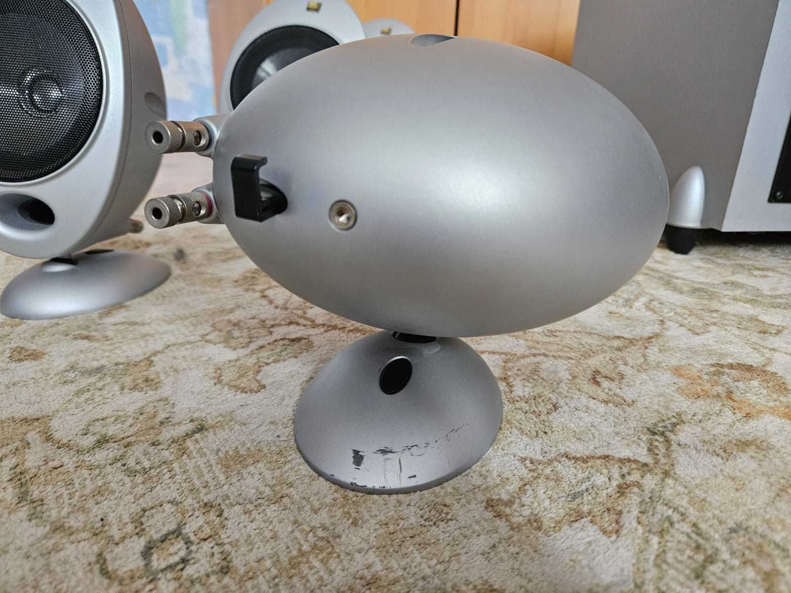 Amplituner Onkyo SR805 z zestawem głośników KEF KHT 2005.2