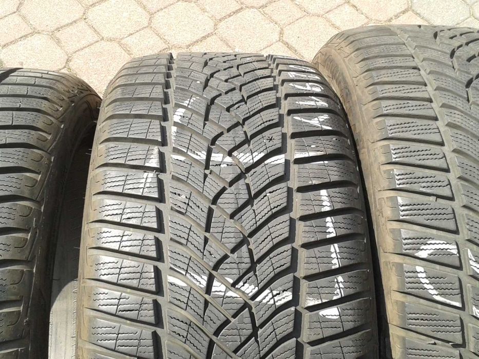 225/45R18 i 245/40R18 4x7mm 2020rGoodyear