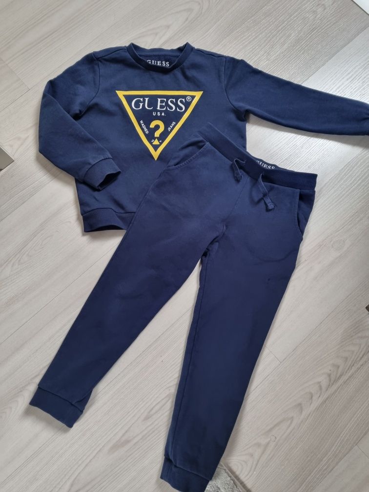 Dres Guess roz 110