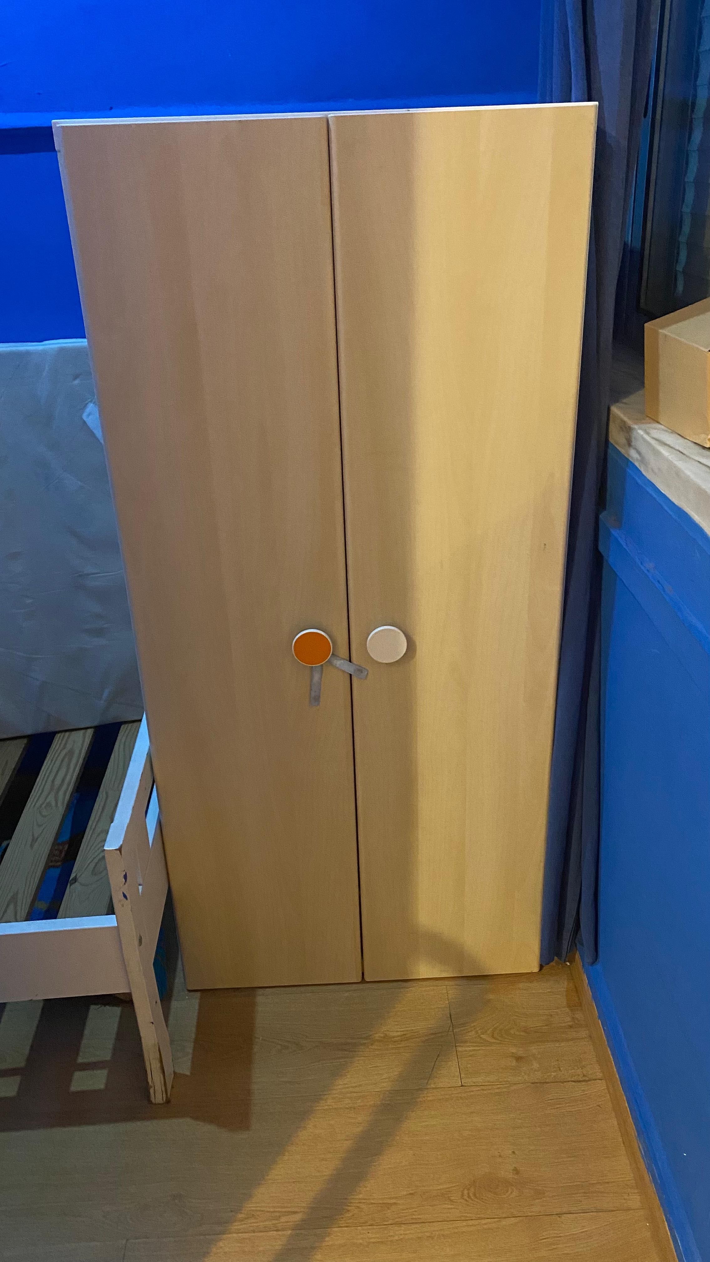Roupeiro criança ikea