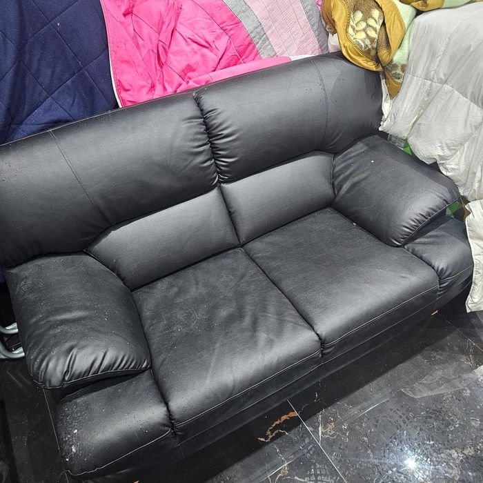 Sofá 2 Lugares Preto