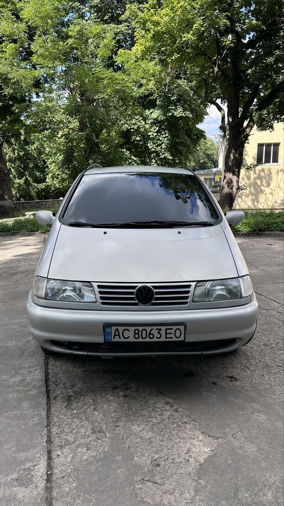 Продам Volkswagen Sharan 1.9 TDI