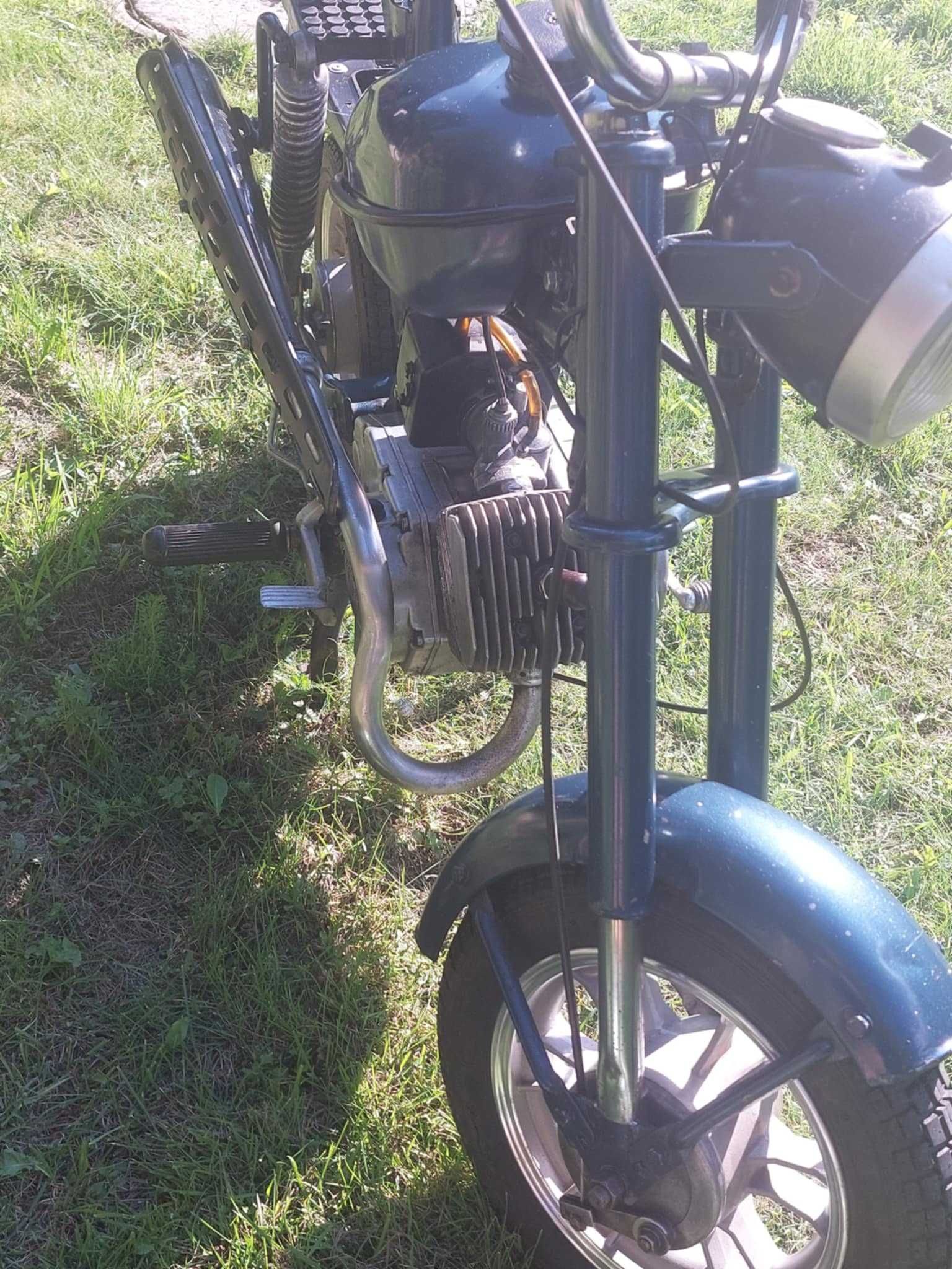 Motorynka M2  w dobrym stanie - 1984, pojemność 50cc