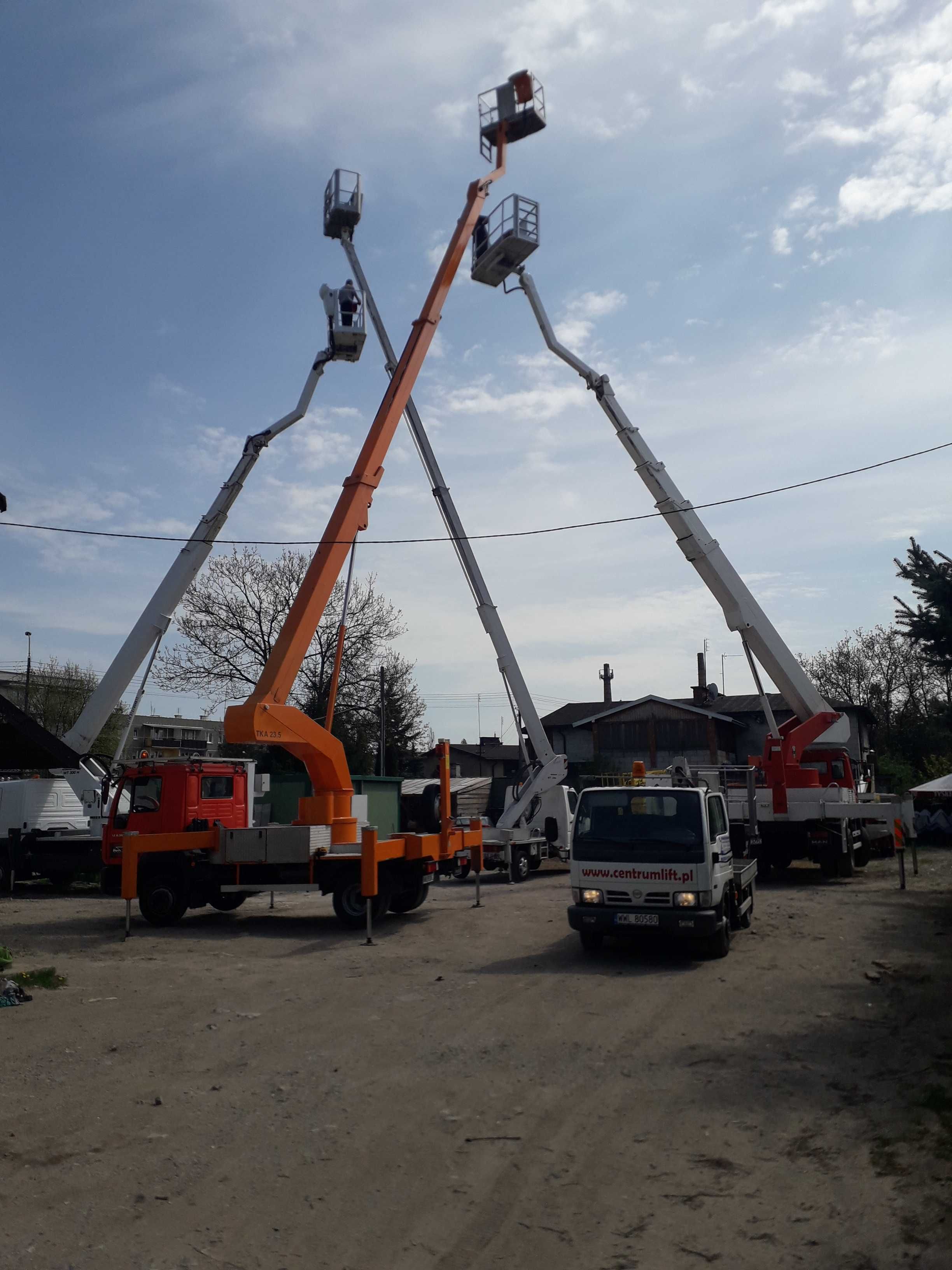 Podnośnik koszowy napęd 4x4 Wynajem podnośników , zwyżka,podnośniki