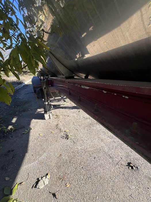 Продам Цистерну напівпричіп Menci