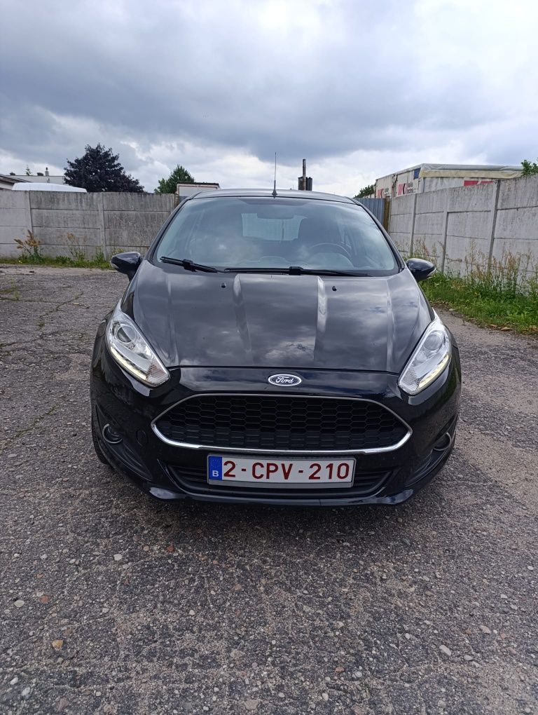 Ford Fiesta mk7 lifting 1.5 tdci Led Klima 5 drzwi