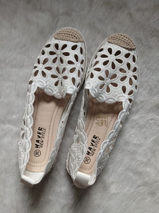 Buty damskie płaskie