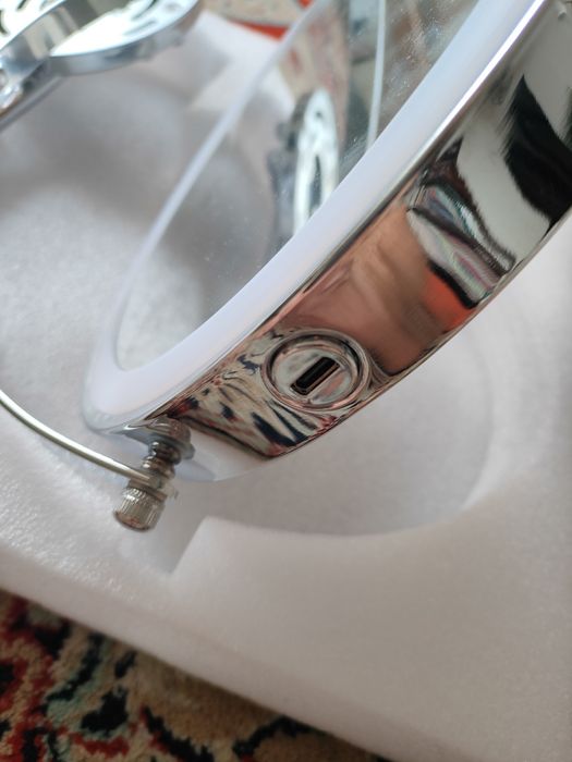 Lusterko lustro kosmetyczne powiększenie USB podświetlenie na ścianę