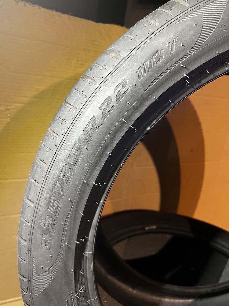 Pneus Pirelli Pzero 325/35 R22 110Y MO