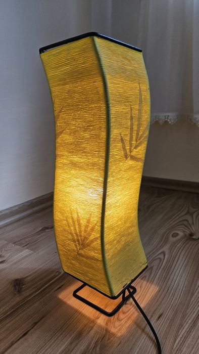 Lampka stołowa nocna