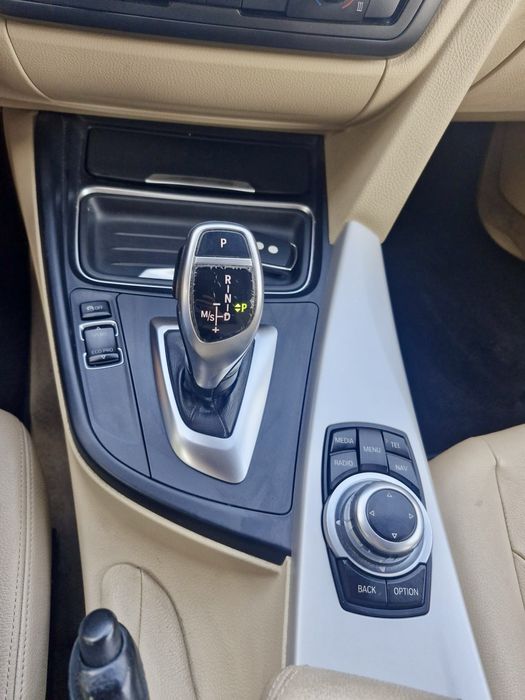 BMW 320d Touring NACIONAL