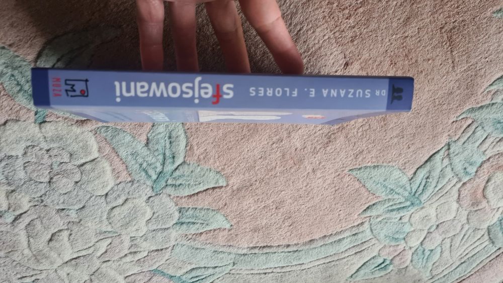 Sfejsowani Suzana E. Flores