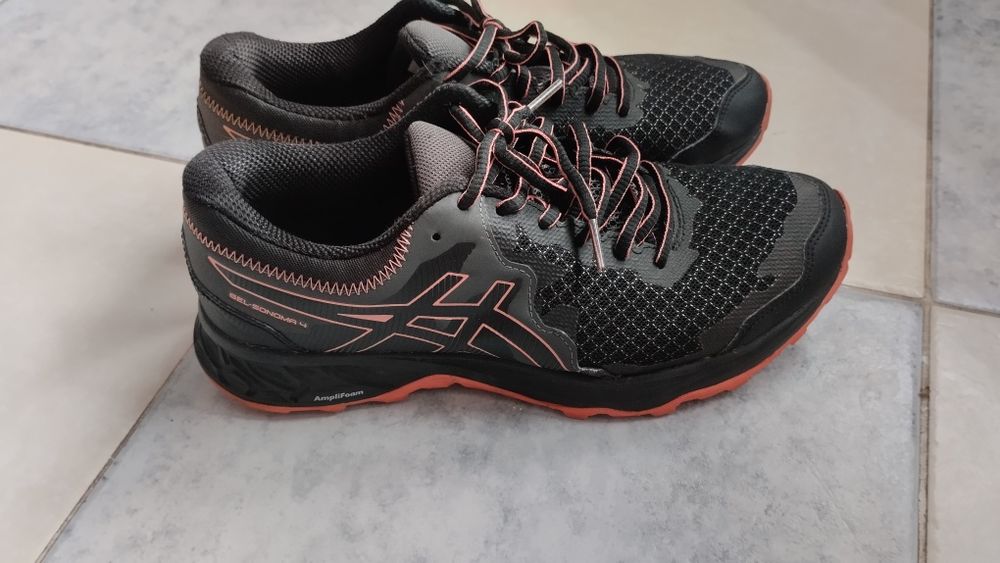 Tênis ASICS 41.5