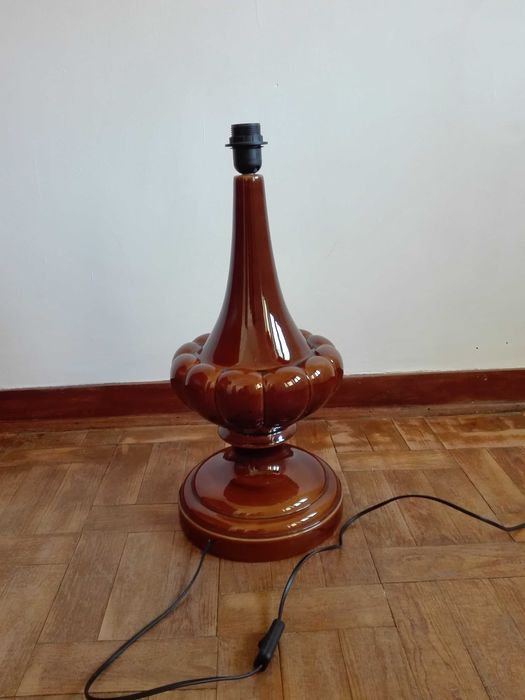 Candeeiro de cerâmica