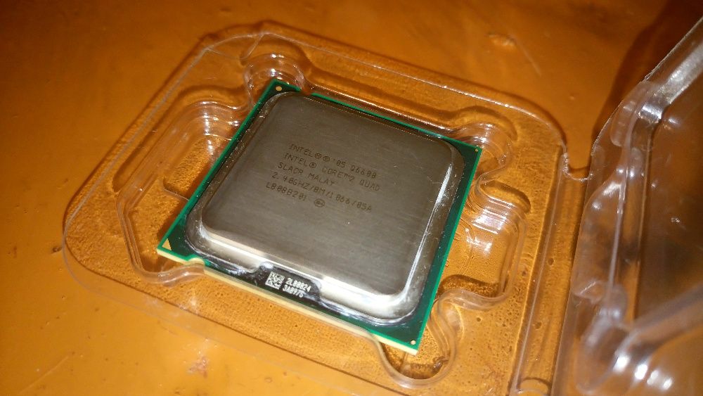 Процессор компютера Intel Core 2 Quad Q6600 LGA 775