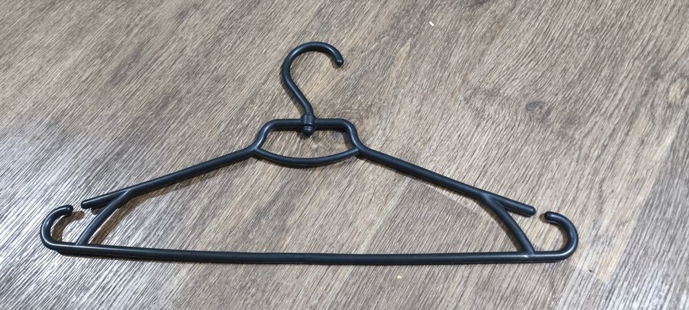 Вешалки для одежды