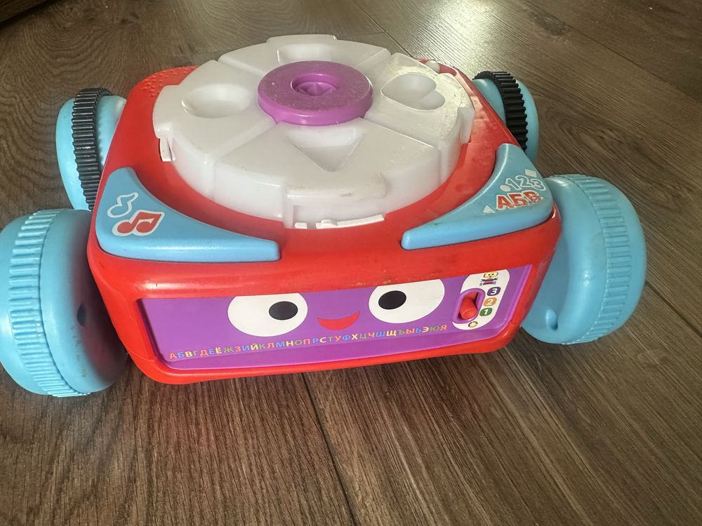 Робот Fisher price