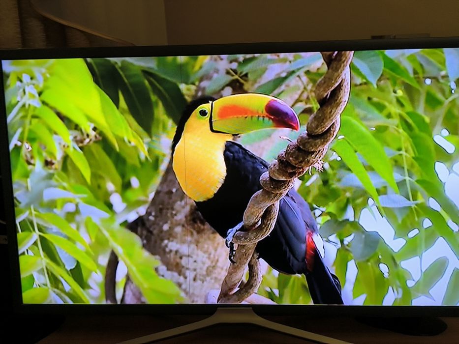 Телевизор smart TV. Samsung UE32M5592 AUXXH