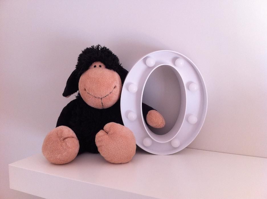 Letra O de decoração iluminada LED - Luz presença