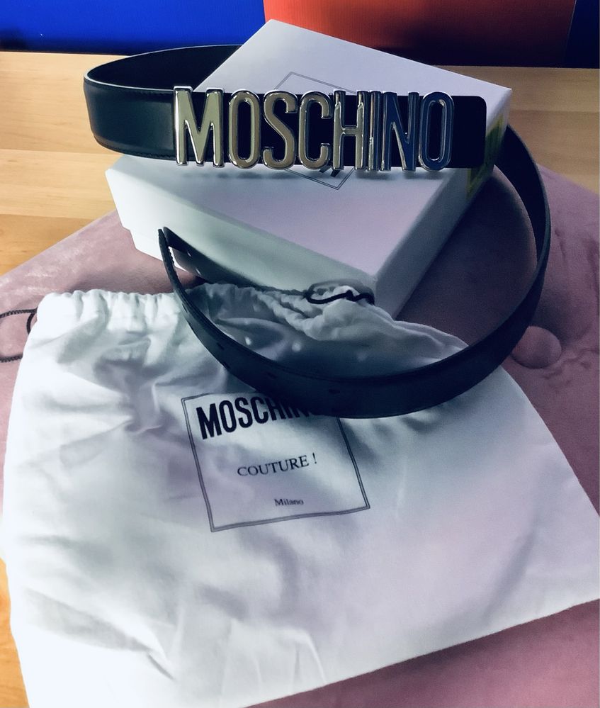 Pasek Moschino czarny, oryginał, skóra, srebrne logo, roz. 40, 42