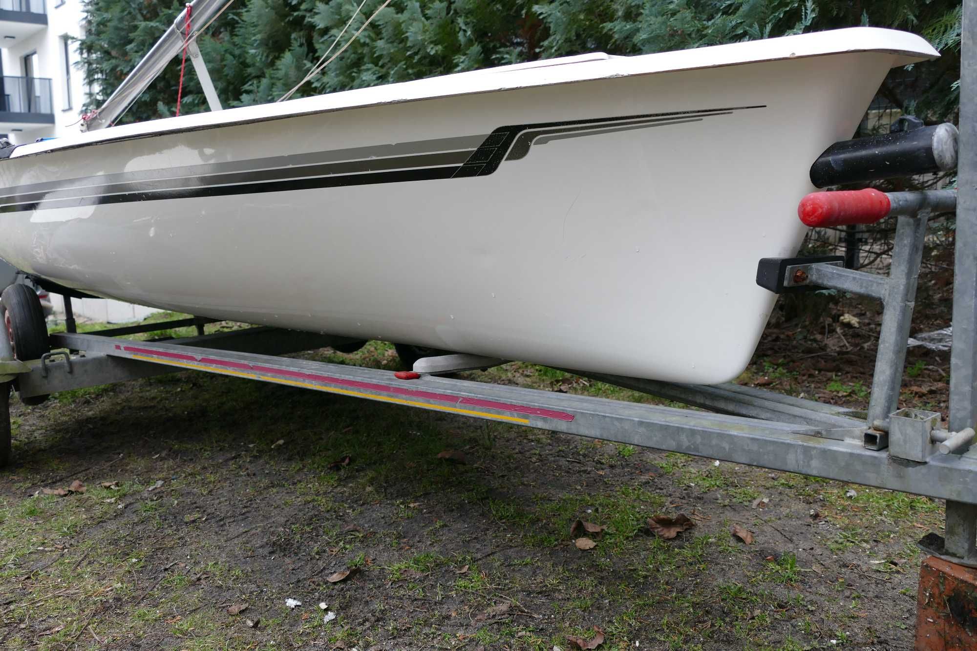 Łódź żaglowa żaglówka Hobie 405 4,05m + wózek przyczepa