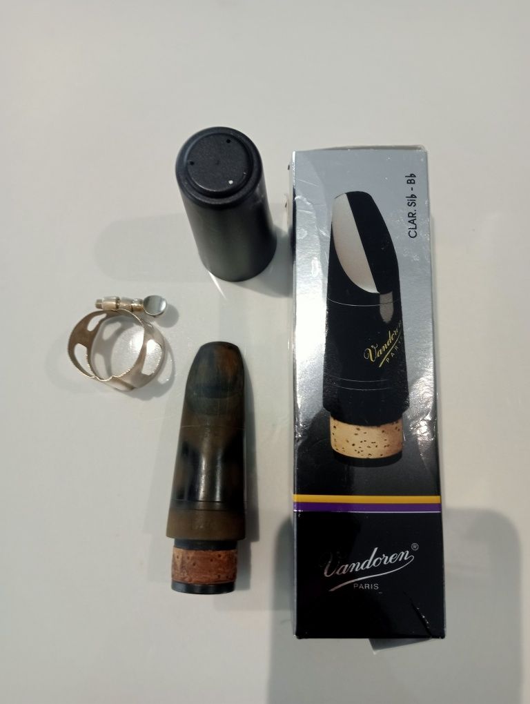 Clarinete resina