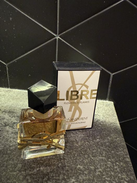 Perfumy Yves Saint Laurent Libre Flowers & Flames