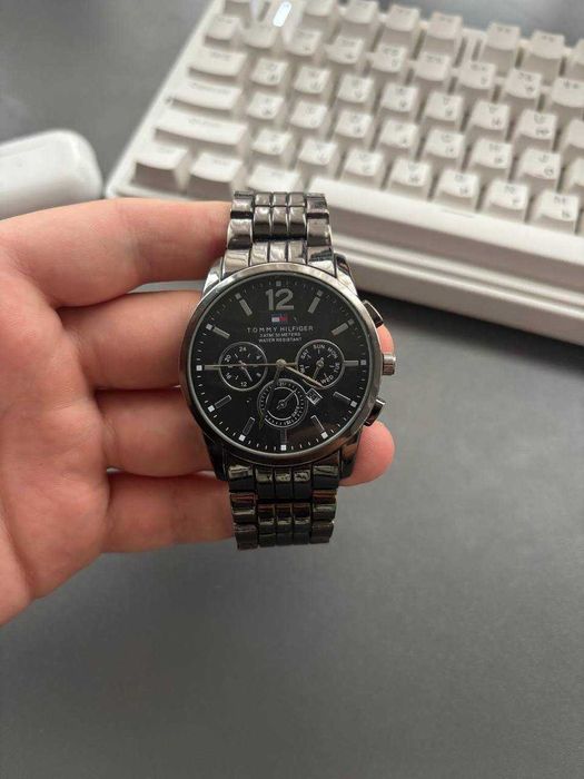 Годинник Tommy Hilfiger чорний