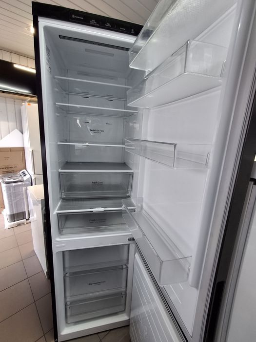 Холодильник LG modelGBP62MCNBC