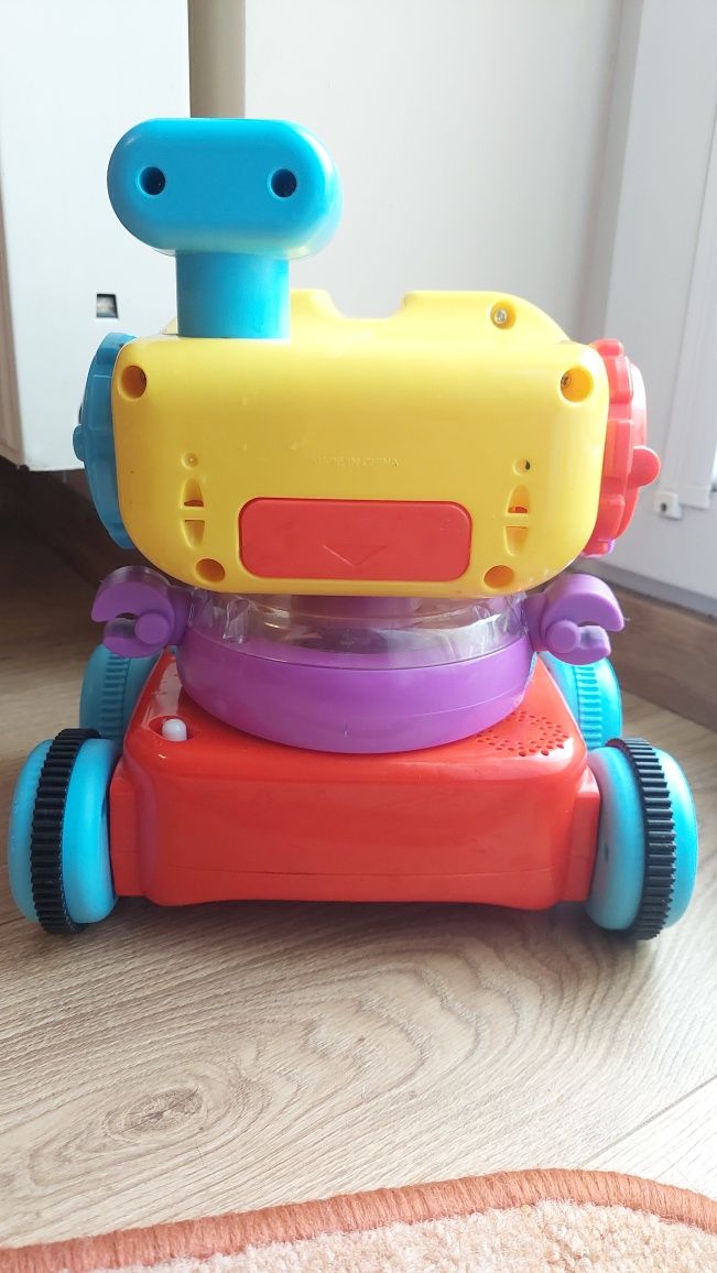 Fisher price robot do raczkowania