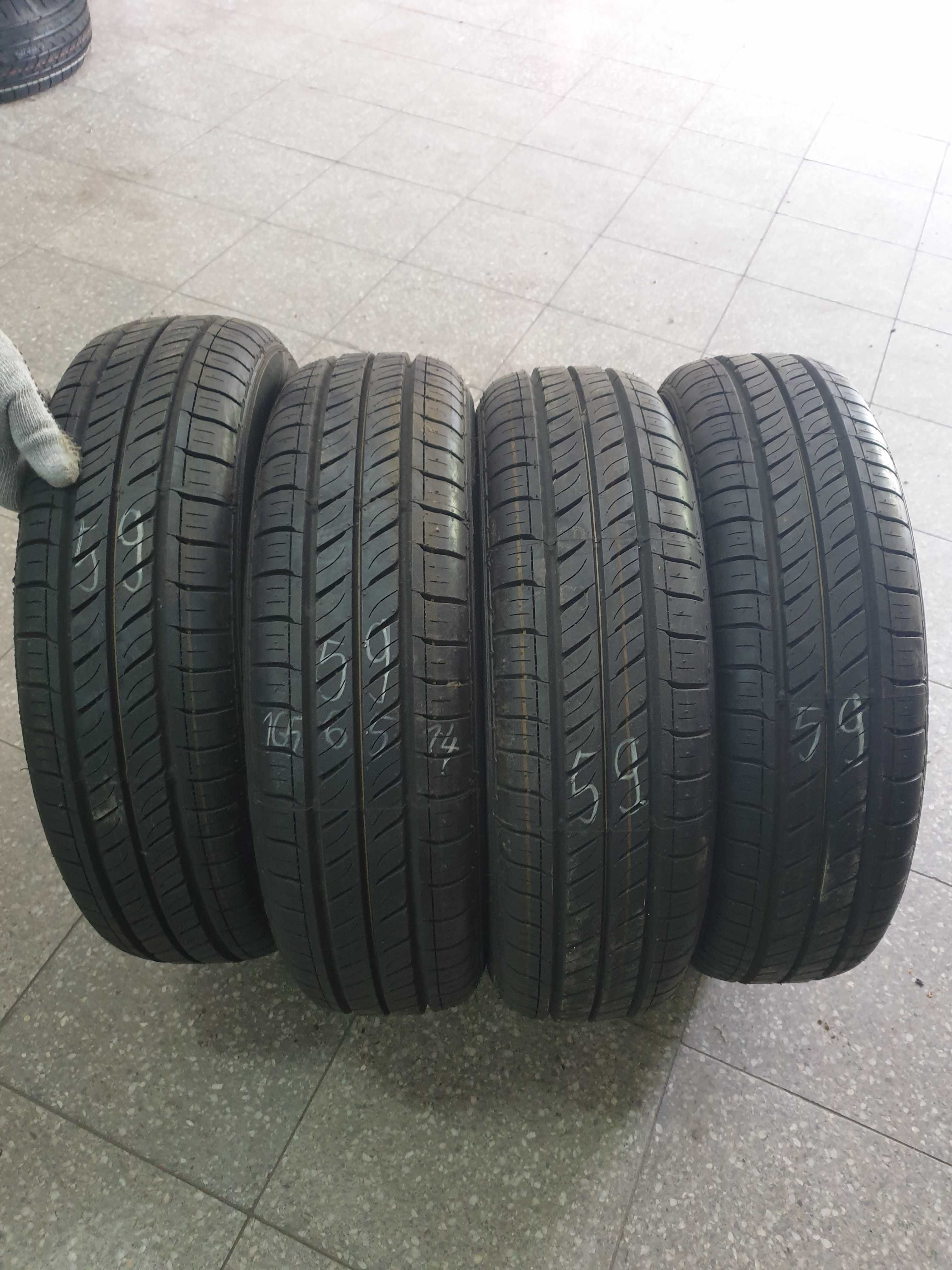 59. Dunlop Enasave EC 300 165/65 14 R